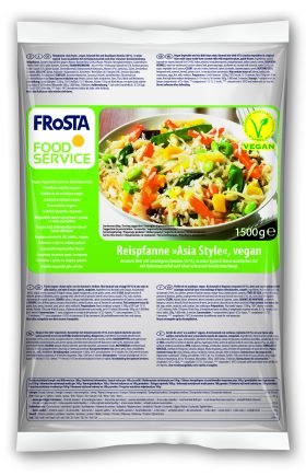 Wegańskie danie warzywne z ryżem, w stylu azjatyckim